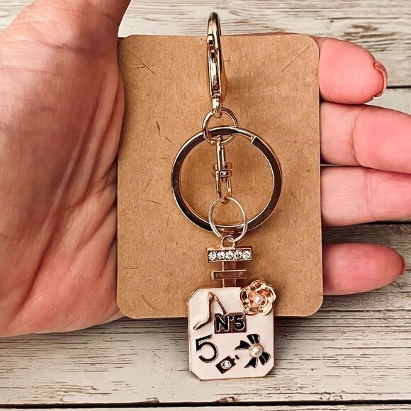 Fine Perfume bottle Gold White Bling Metallic Lobster clasp Keyholder Keychain k - Picture 11 of 12